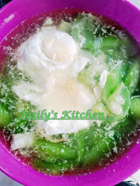 NAILY'S KITCHEN: RESEPI : SUP SAYUR PETOLA BERSAMA TELUR