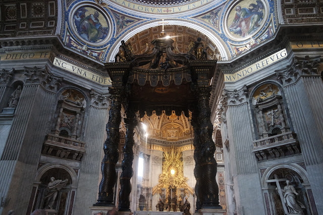 Basilique, Saint-Pierre, Art, Michel-Ange, Coupole, Baldaquin, Bernin, Vatican, Religieux, Pape, Rome, Roma, Voyage, Vlog, Roadtrip, blog,