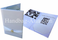 http://handbag-asia.com/invitation-pocket-fold-couture.htm