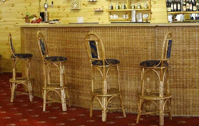 Плетеные барные стулья в Омске