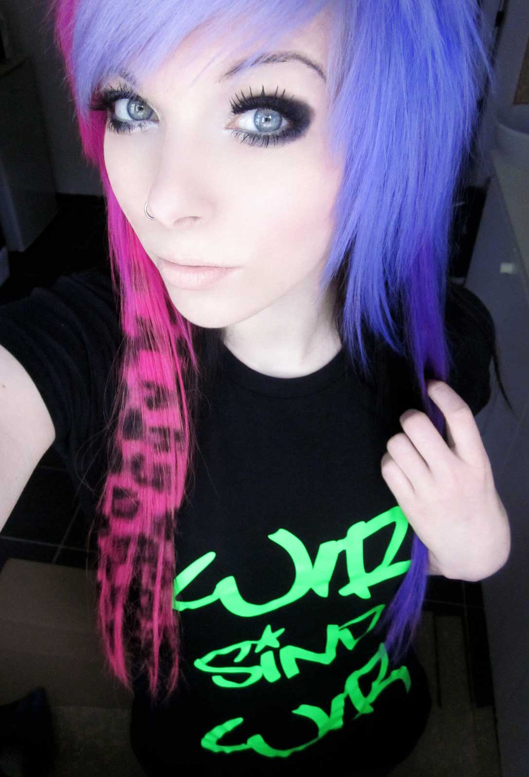 Emo Hairstyles For Girls - Get an Edgy Hairstyle to Stand ...