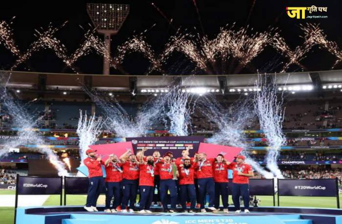 T20 World Cup 2022 Final: England बना दूसरी बार champion पाक टीम लड़खड़ाई फिर लड़ी दम दिखाया बेन स्टोक्स और सैम ने बदला मैच, याद रहेंगे वो भावुक पल 