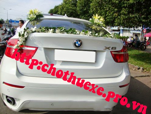 Cần thuê xe cưới BMW X6 sang trọng giá rẻ tại Hà Nội