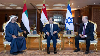 A tripartite summit meeting between Sisi, Bennett and bin Zayed in Sharm El Sheikh What did he discuss?  A meeting in Sharm El-Sheikh between Egyptian President Abdel Fattah El-Sisi, Abu Dhabi Crown Prince Mohammed bin Zayed Al Nahyan, and Israeli Prime Minister Naftali Bennett. According to the Egyptian presidency, the trio dealt with regional and international issues, especially with regard to market stability and food security.  On Tuesday, Egyptian President Abdel Fattah El-Sisi held a tripartite meeting with Abu Dhabi Crown Prince Mohammed bin Zayed Al Nahyan and Israeli Prime Minister Naftali Bennett in the Red Sea resort of Sharm el-Sheikh in southern Sinai, according to the Egyptian presidency.  Presidential spokesman Bassam Radi said in a statement that this tripartite meeting dealt with the repercussions of the Russian invasion of Ukraine, "especially with regard to energy and food security."  For its part, the Israeli Prime Minister's Office said in a statement that the three leaders "discussed relations between the three countries in light of the latest global and regional developments and ways to enhance them at all levels."  For its part, the official Emirates News Agency stated that the tripartite meeting "dealed with strengthening relations between countries and the importance of cooperation, coordination and consultation to meet the aspirations of development and stability in the region, energy security and stability of global markets."  Egypt, the largest importer of wheat in the world, fears the consequences of the Russian attack on Ukraine on its needs of this commodity, which it mainly imports from the two countries.  It also fears the repercussions of this attack in general on its economic conditions, which are largely dependent on imports.  On Monday, the Central Bank of Egypt announced a reduction in the price of the Egyptian pound by approximately 17%, as part of its efforts to confront these repercussions and secure agreements with international institutions to finance the country's needs.  Bin Zayed and Bennett, the two, arrived in Sharm El-Sheikh, where they held a bilateral meeting with Sisi, according to Emirati and Israeli media.  This is the first tripartite summit meeting of its kind between the three countries.  Egypt was the first Arab country to sign a peace treaty with Israel in 1979. As for the UAE, it normalized relations with Israel in 2020.  Israeli media reported that Bennett and Sisi discussed Monday reports that Iran and Western countries were close to reviving the nuclear deal.  Israel strongly opposes this agreement between Iran, Israel's archenemy, and the great powers.  Washington said last week that an agreement was close.