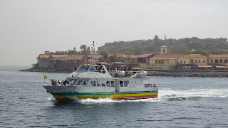 Ferry brings tourists to the Ile de Gore