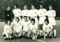 VALENCIA C. F. Temporada 1972-73. Abelardo, Barrachina, Aníbal, Martínez, Antón, Claramunt. Fuertes, Sol, Quino, Pellicer y Valdez. VALENCIA C. F. 3 🆚 A. D. RAYO VALLECANO 1 Resultado eliminatoria: VALENCIA CF 4 🆚 AD RAYO VALLECANO 1 Miércoles 28 de febrero de 1973. Copa del Generalísimo, 5ª ronda, partido de vuelta. Valencia, estadio de Mestalla: 30.000 espectadores. GOLES: ⚽1-0: 24’, Valdez. ⚽2-0: 28’, Pellicer. ⚽3-0: 38’, Quino. ⚽3-1: 59’, Tanco.