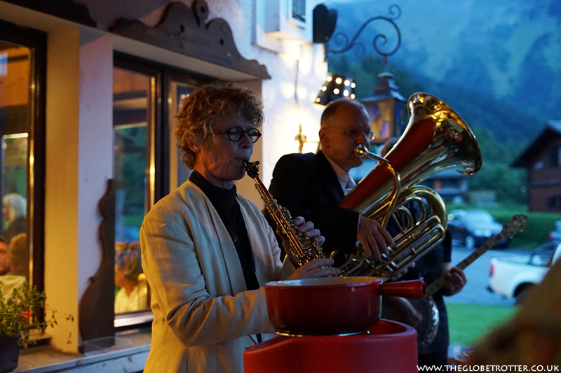 Jazz players at the Coucou restaurant