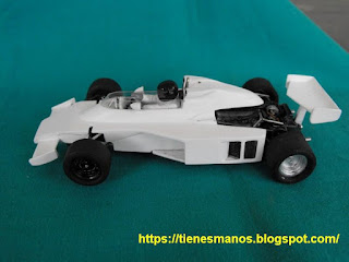 McLaren M25-1 de Emilio Villota imprimado