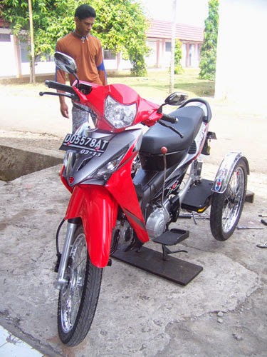 Modifkasi Motor Untuk Penyandang Cacat