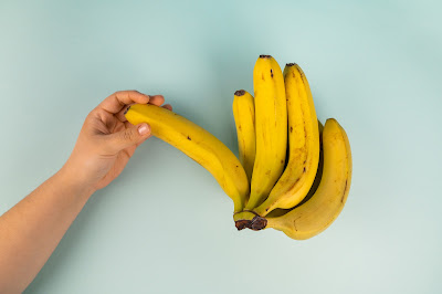 Is banana a fat or carb?