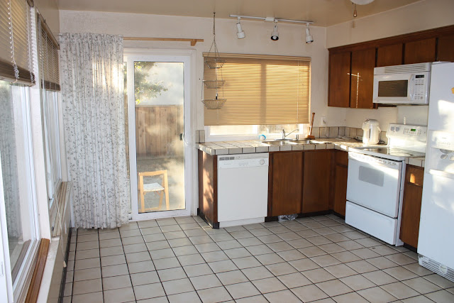 Matching Kitchen Cabinets and Countertops