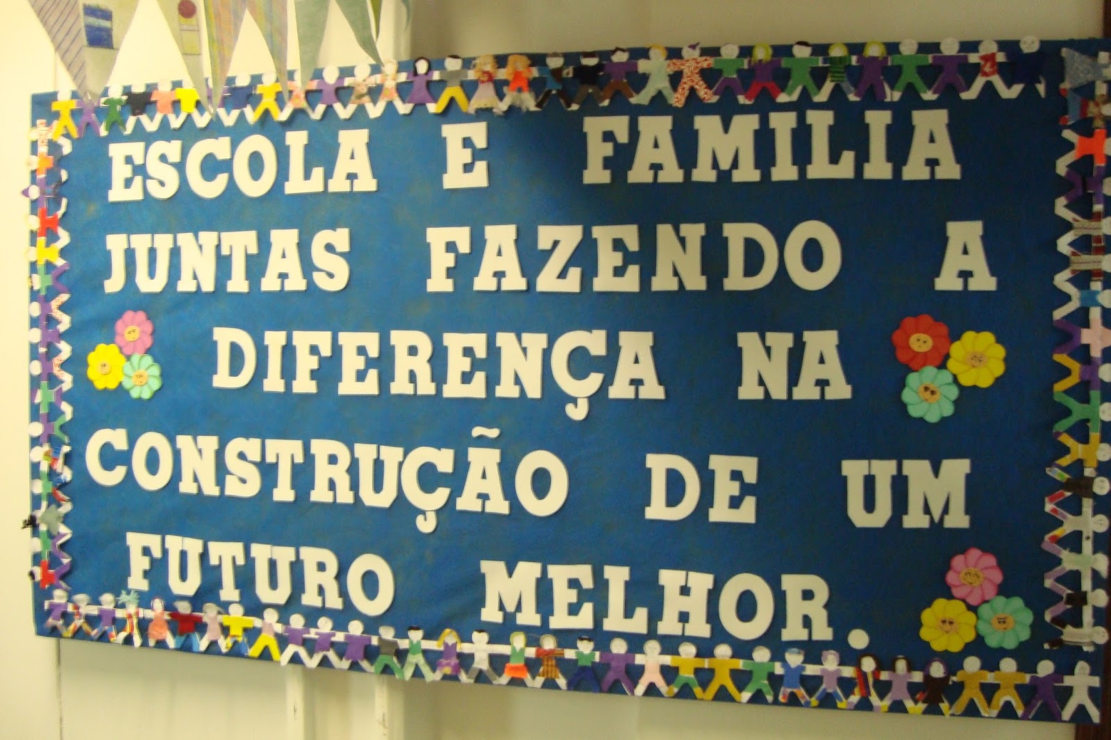 Trabalhos expostos na festa da família 2019 Dia da família na escola 