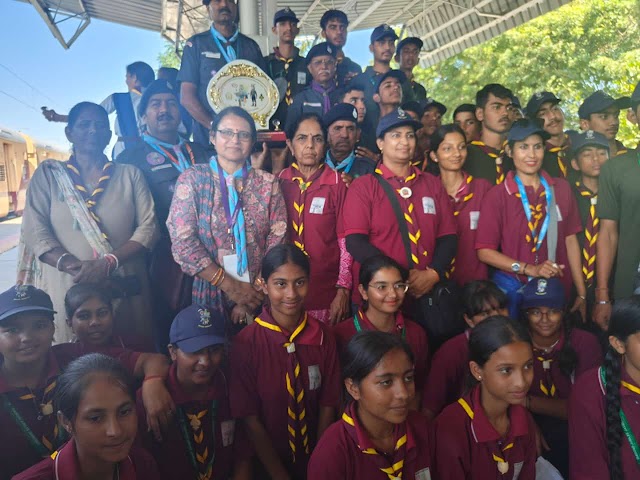  जंबूरी के संभागियो का किया अभिनंदन Congratulated the participants of Jamboori