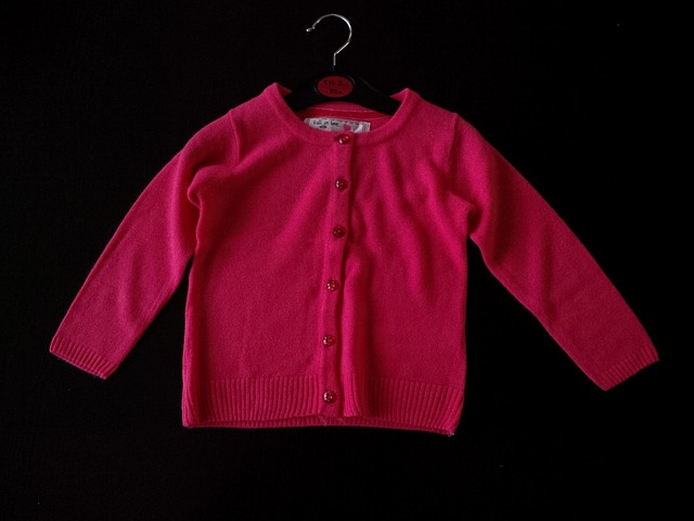 Tips Tampil Menarik dengan Cardigan Tips Tampil Menarik dengan Cardigan
