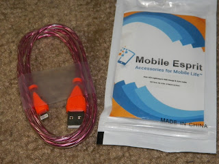 Mobile_Esprit_Pink_Light_UP_Lightning_To_USB_Cable.jpg