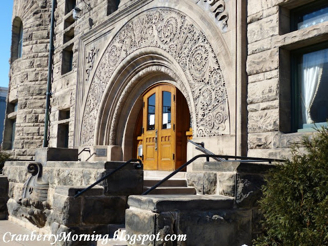 images of front door steps Mabel Tainter Theater Menomonie WI | 640 x 480