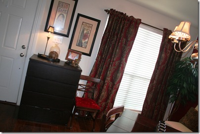Basketball, dining room 022