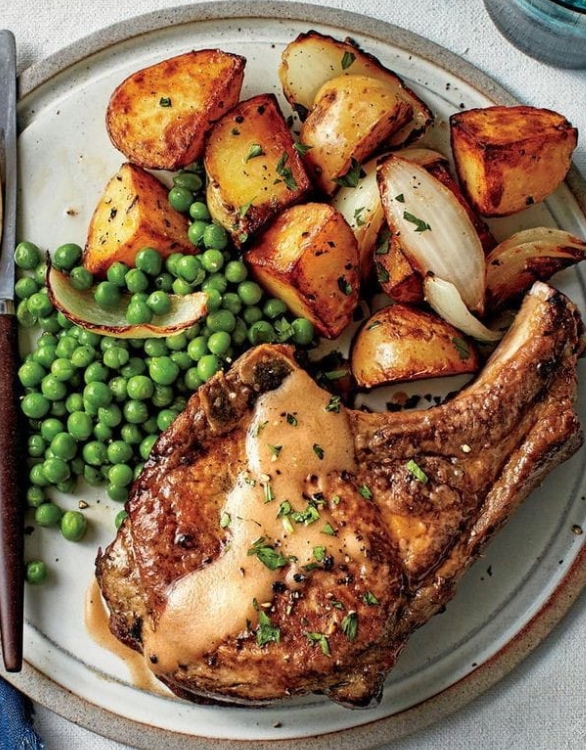 Fried Pork Chops with Potatoes and Peas Recipe