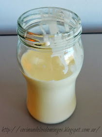 crema agria o sour cream