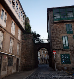 Porta do Viño - Arco de Mazarelo - Santiago de Compostela