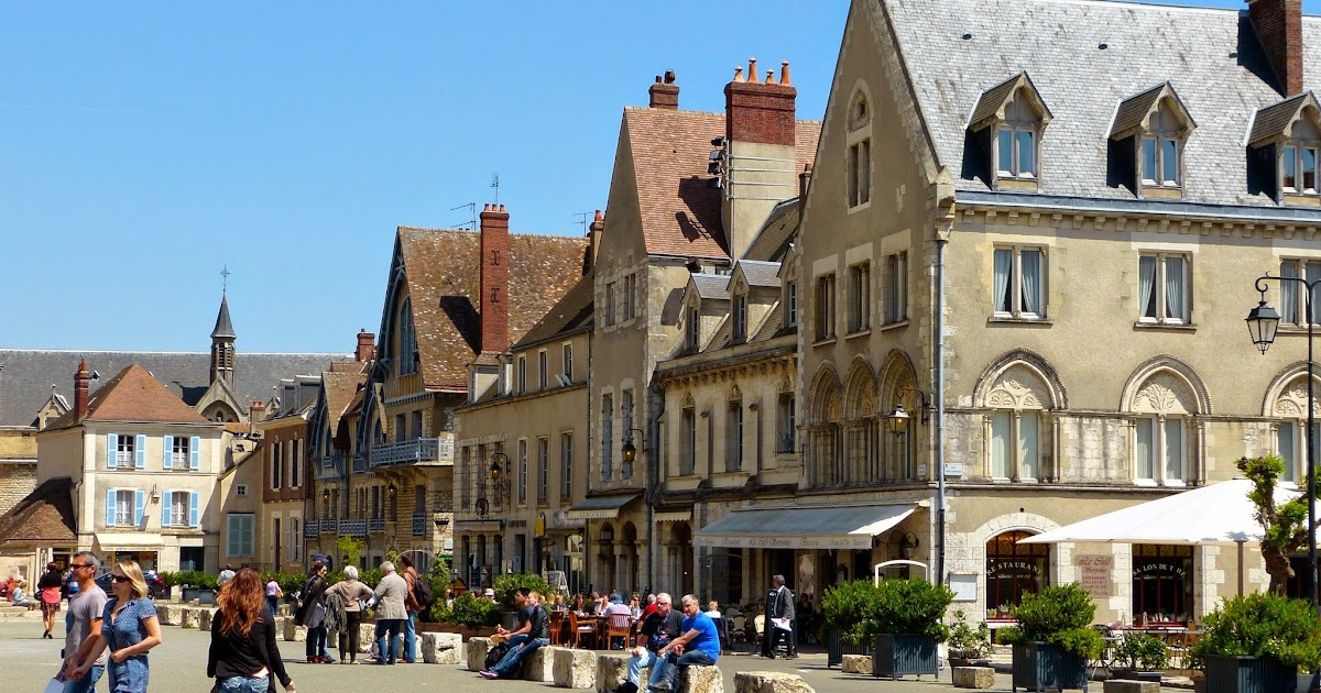 Completely Charmed By Chartres A Weekend Getaway To The City Of Lights And Perfume