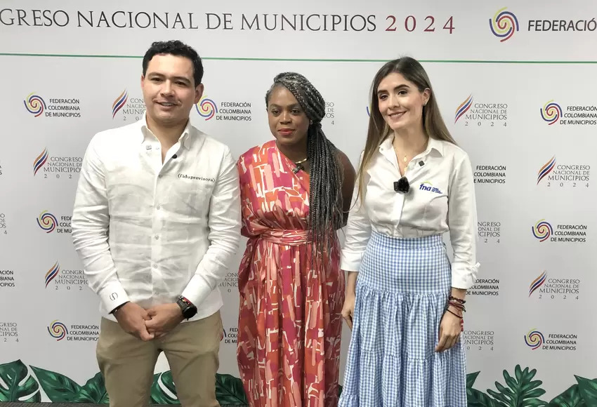 https://www.notasrosas.com/ MinEducación, la Fiduprevisora y el Fondo Nacional del Ahorro, entregarán viviendas a 311 mil maestros en Colombia