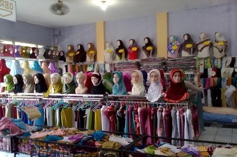 TOKO HIJAB / JILBAB / KERUDUNG TERDEKAT & TERLENGKAP DI KOTA ANDA