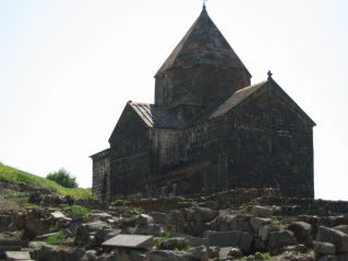 Armenia: monastyr Sewanawank nad jeziorem Sewan