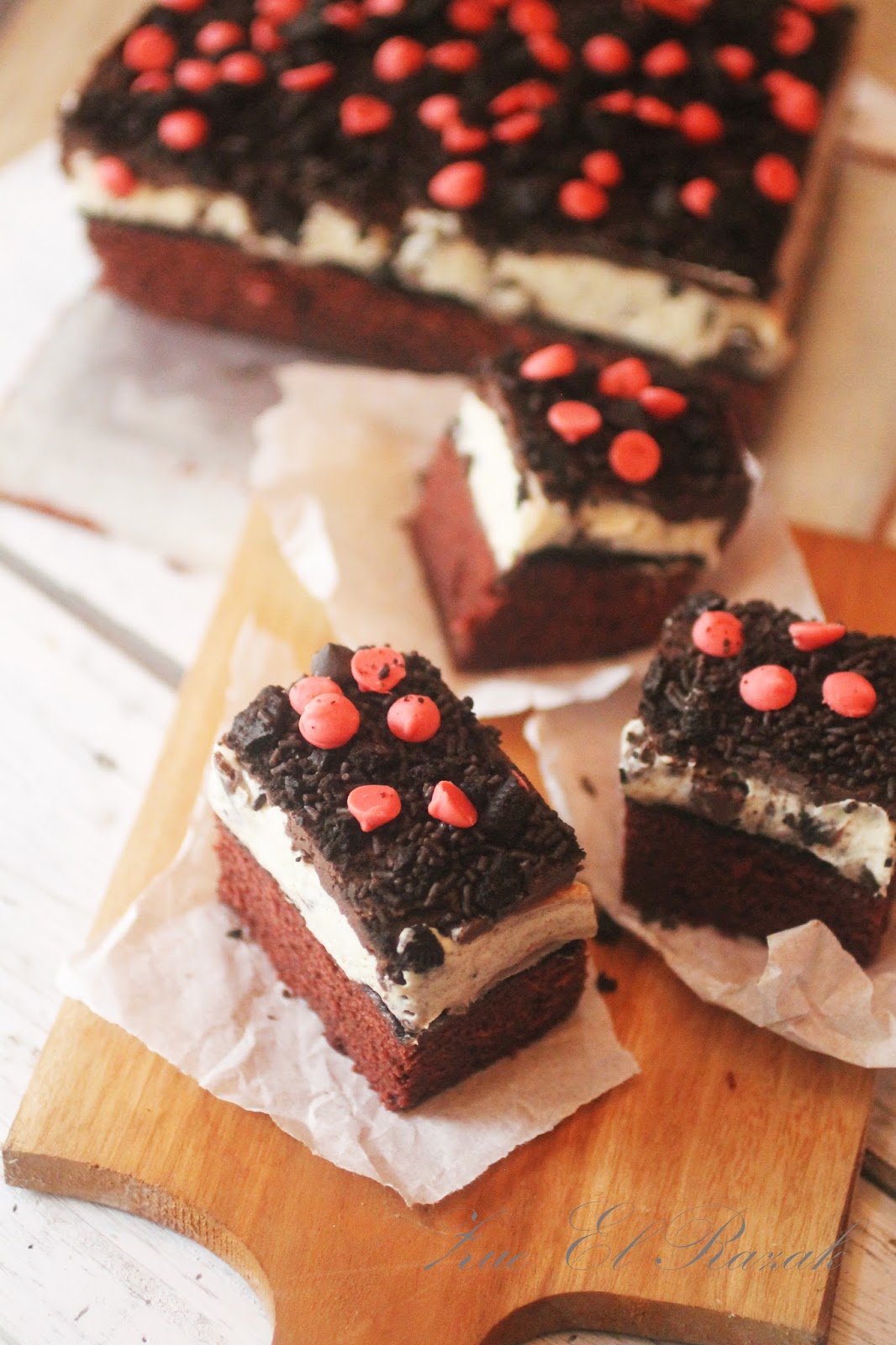 KEK RED VELVET OREO BROWNIES CHEESE  AIR TANGAN ZUHAIDA