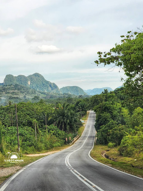 Jalan Gua Musang, Kelantan, Malaysia