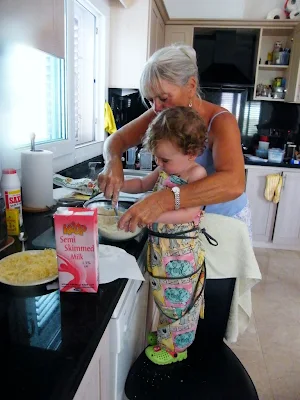 4. Mix the milk in with a knife.