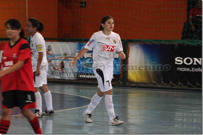 gol de wendy pineda champion,s (4)