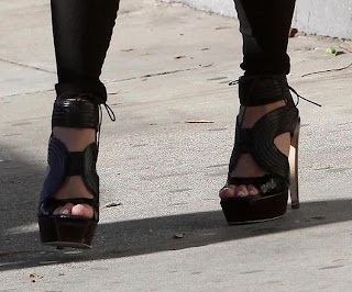 the amazing Kim kardashian shoe