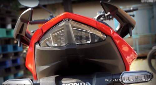 Foto & Spesifikasi Honda CB150R facelift Harga Terbaru Agustus 2018