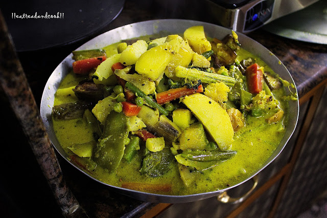 how to make Shukto - Bengali Bitter Mixed Vegetable Curry recipe and preparation with step by step pictures