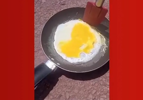 VIDEO: estudante frita ovo no asfalto e faz farofa: 'como economizar gás'