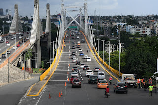 Obras Públicas garantiza corregirá en breve tiempo falla en juntas del Puente Duarte