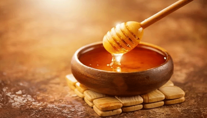 honey for rid-of-chapped-lips