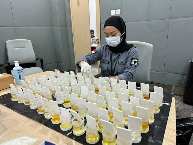 The purpose of this activity is to prevent drug abuse and illicit drug trafficking, especially within the environment of PT. Bank BTN Tbk. The activity was carried out smoothly without any obstacles, and a total of 100 participants were tested.