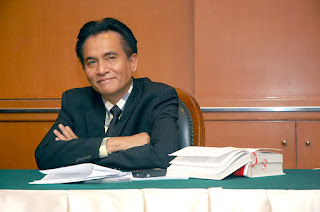 Biografi Yusril Ihza Mahendra - Pakar Hukum Indonesia 