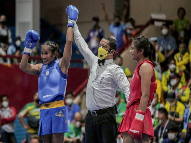 Atlet Wushu Sanda, Moria Manalu Sukses Persembahkan Medali Emas ke Papua.lelemuku.com.jpg