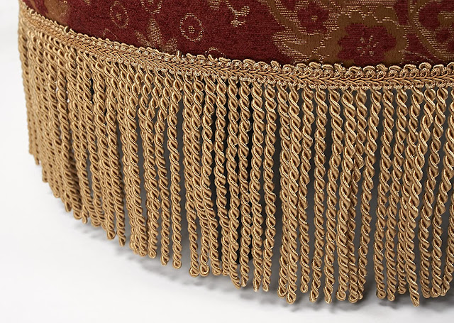 Modern Traditional Tufted Round Ottoman Design Comfort