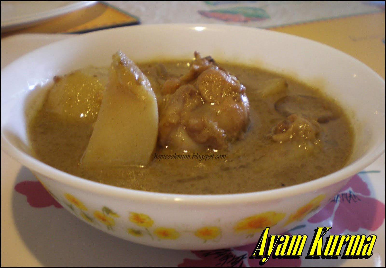 Hepi Cook kurma ayam Mum: Kurma Ayam kering