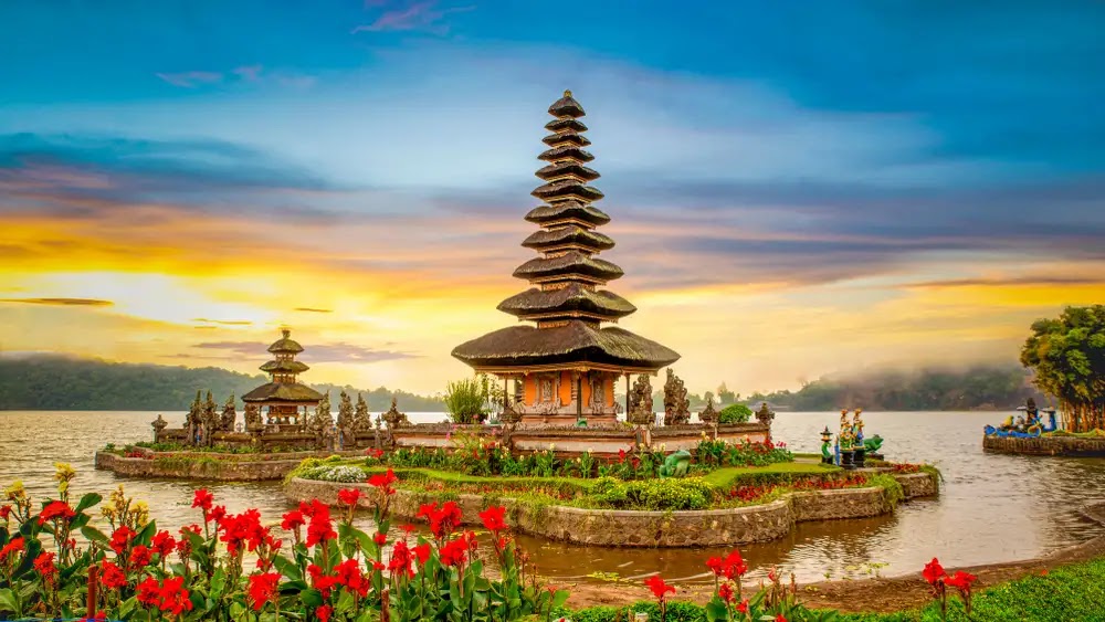 destinasi dosmetik favorit wisatawan di Indonesia