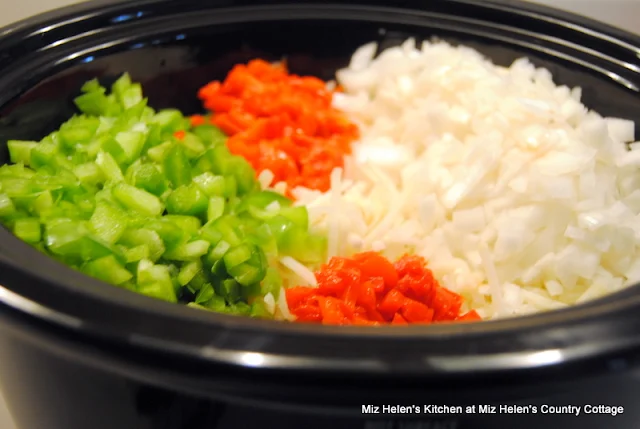 Slow Cooker Confetti Potatoes at Miz Helen's Country Cottage