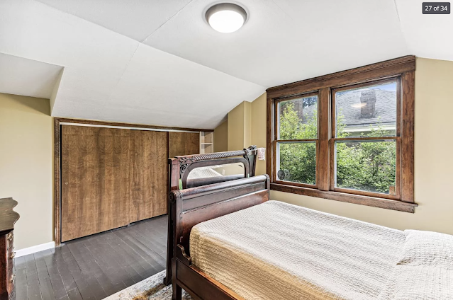 color photo of upstairs bedroom, Sears Hazelton 1028 Coronado Ave Cincinnati OH