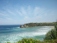 Pantai Serang Blitar Jawa Timur Dengan Pasir Putih Yang Cantik