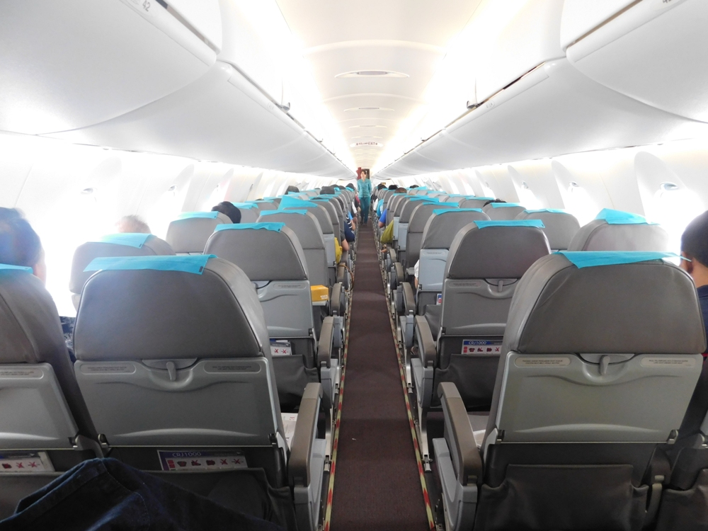Catatan Si Goiq: Terbang Perdana Dengan Bombardier CRJ1000 