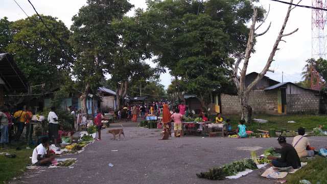 Pasar ikan kota Sarmi