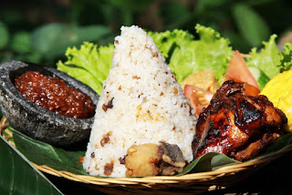 resep nasi uduk, resep nasi uduk rempah, resep nasi uduk rempah komplit, nasi uduk, nasi uduk komplit